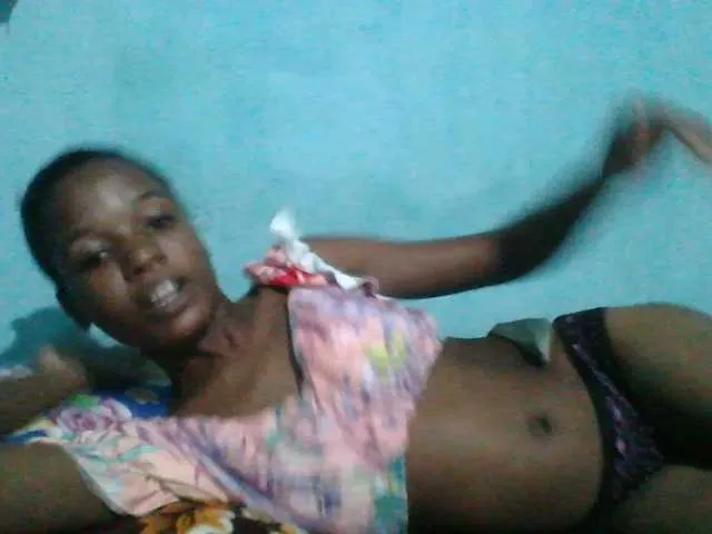 Live sex webcam photo for sweetchic #290897125