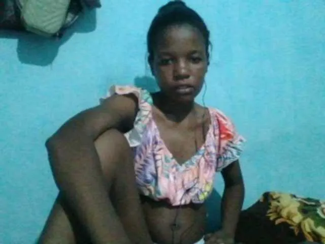 Live sex webcam photo for sweetchic #290910516