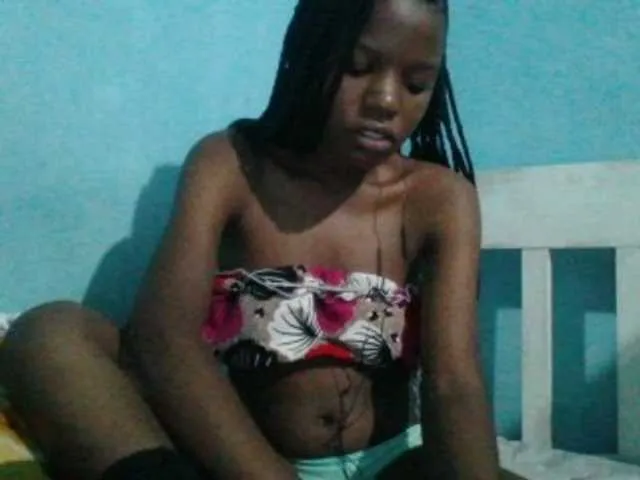Live sex webcam photo for sweetchic #291087099