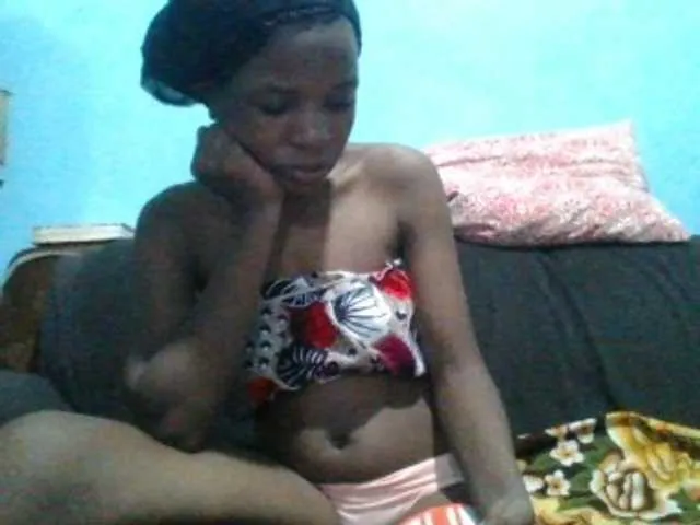 Live sex webcam photo for sweetchic #291097376