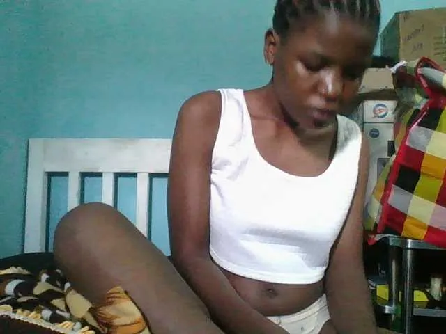 Live sex webcam photo for sweetchic #291278335