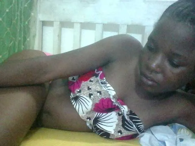 Live sex webcam photo for sweetchic #291958014