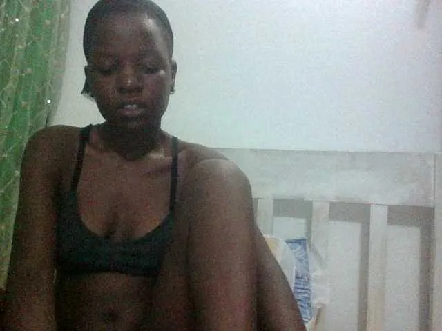 Live sex webcam photo for sweetchic #292063744