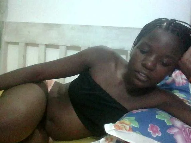 Live sex webcam photo for sweetchic #292370406