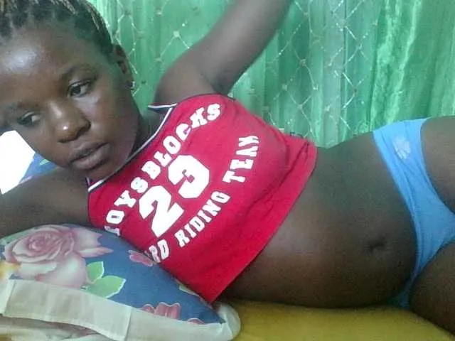 Live sex webcam photo for sweetchic #292678571