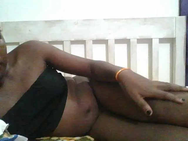 Live sex webcam photo for sweetchic #293358010