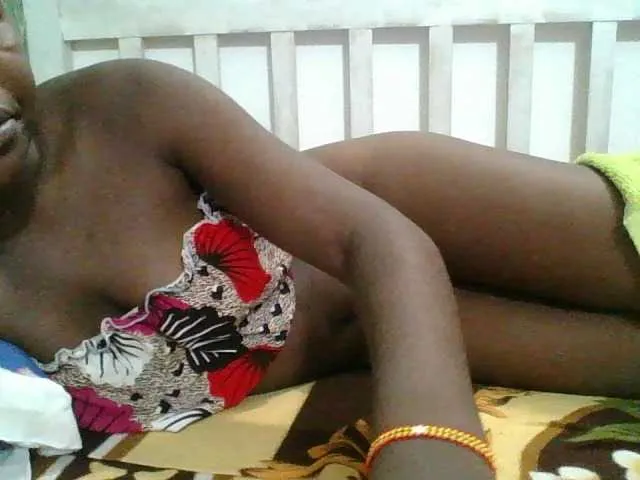 Live sex webcam photo for sweetchic #293449673
