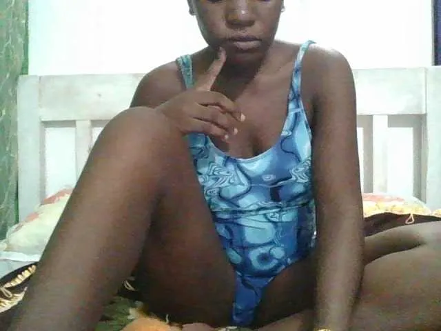 Live sex webcam photo for sweetchic #293537572