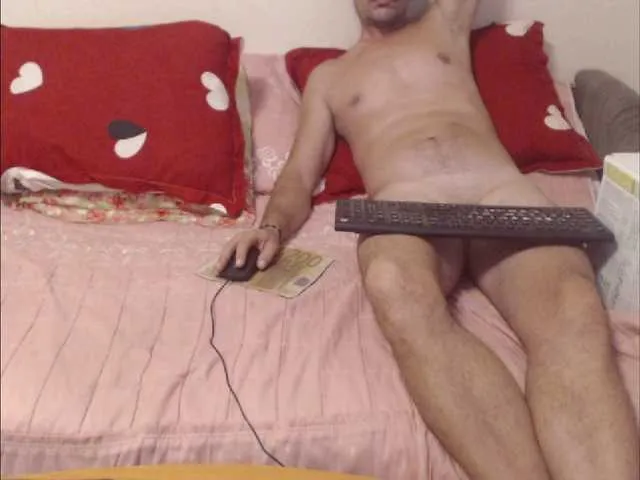 Live sex webcam photo for sweetcouplesw #276341088