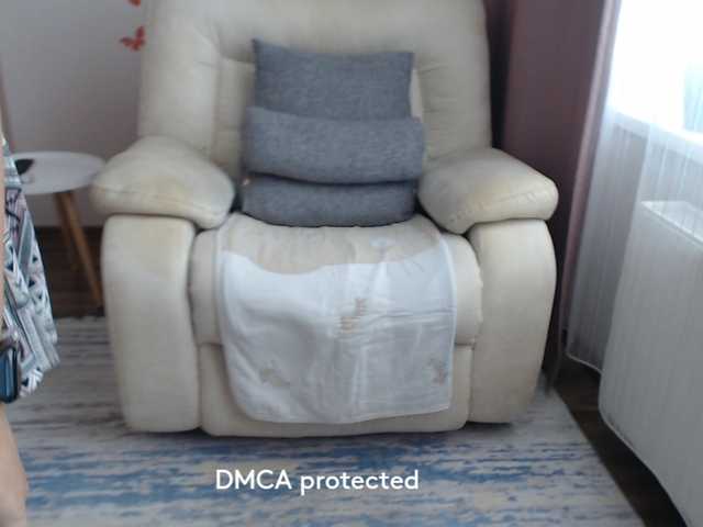 Live sex webcam photo for sweetdreams10 #276094244