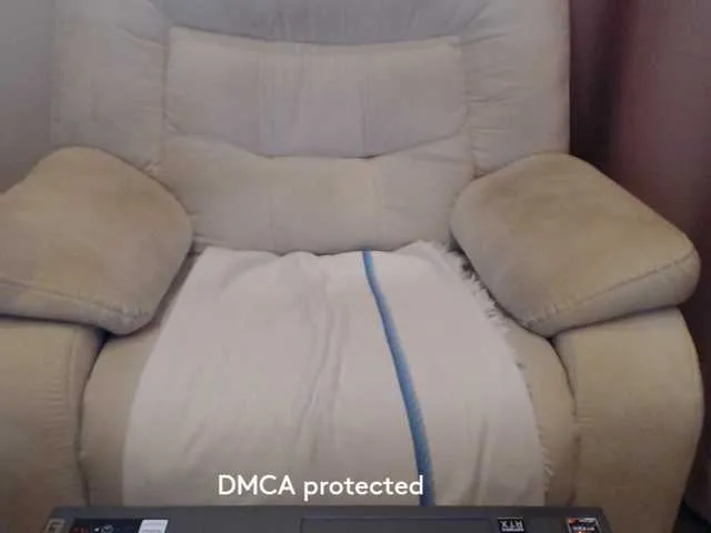 Live sex webcam photo for sweetdreams10 #276539268