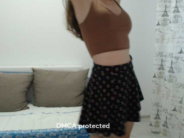 Live sex webcam photo for sweetdreams10 #278167046