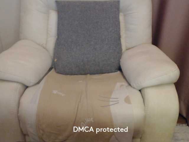 Live sex webcam photo for sweetdreams10 #291133416