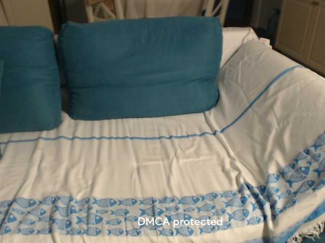 Live sex webcam photo for sweetdreams10 #291522902