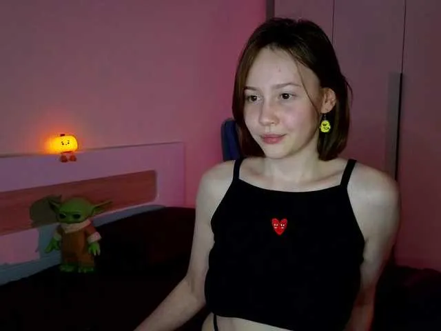 Live sex webcam photo for sweetdreamss #290698306