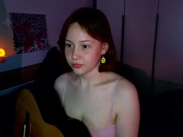 Live sex webcam photo for sweetdreamss #291295084