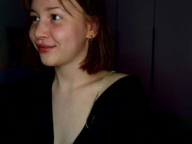 Live sex webcam photo for sweetdreamss #291456693