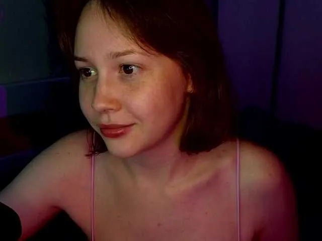 Live sex webcam photo for sweetdreamss #291477576