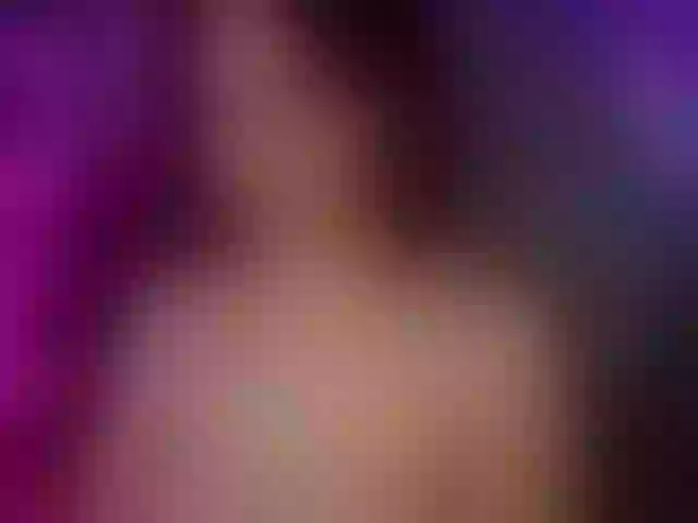 Live sex webcam photo for sweetdreamss #292146994