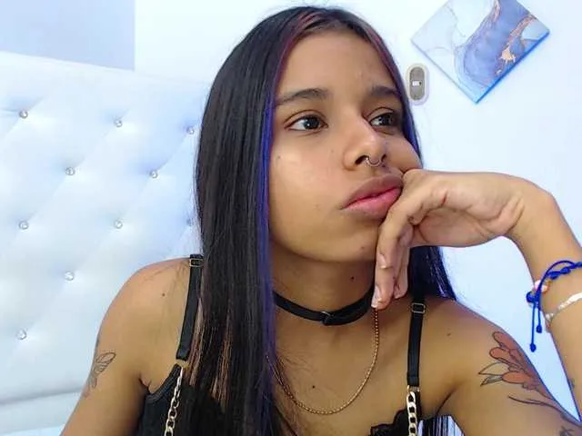 Live sex webcam photo for sweetebony20 #290398833