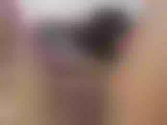 Live sex webcam photo for sweetebony20 #290627209