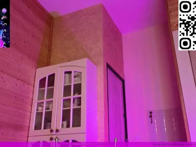 Live sex webcam photo for sweeteve050 #290496870