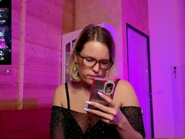 Live sex webcam photo for sweeteve050 #290962518