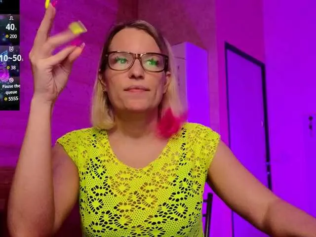 Live sex webcam photo for sweeteve050 #291309102