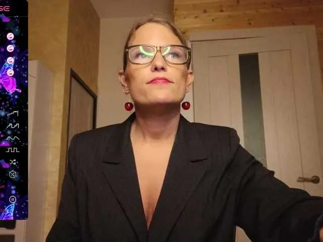 Live sex webcam photo for sweeteve050 #291904696