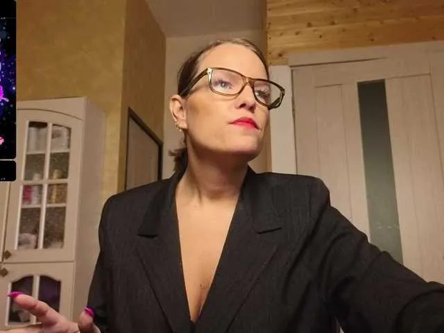 Live sex webcam photo for sweeteve050 #292052787