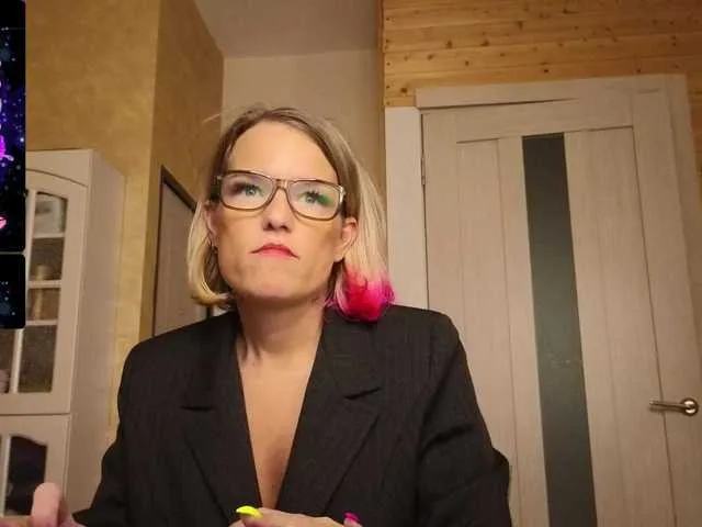 Live sex webcam photo for sweeteve050 #292102288