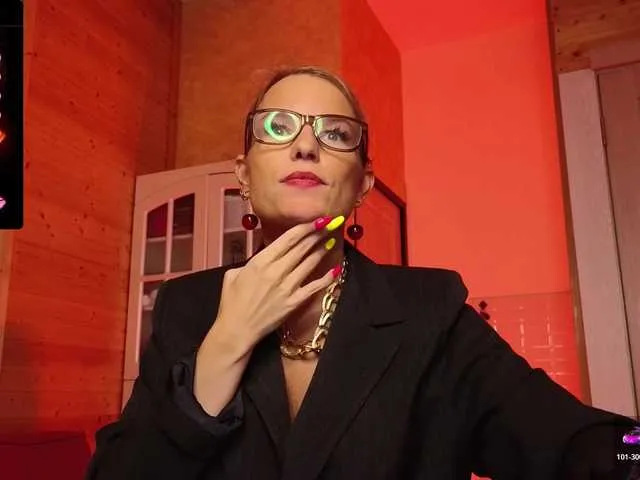 Live sex webcam photo for sweeteve050 #292387282