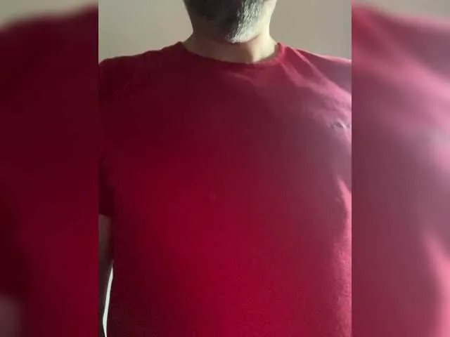 Live sex webcam photo for sweetfox311 #290407052