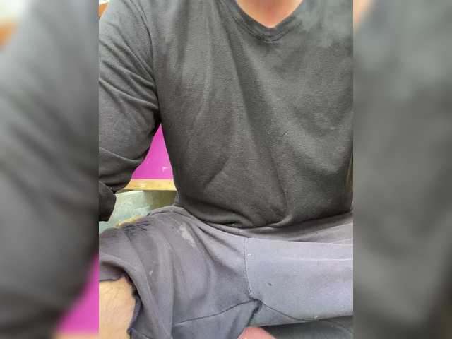 Live sex webcam photo for sweetfox311 #291529299