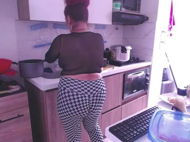 Live sex webcam photo for sweetgoddessbig #290387939