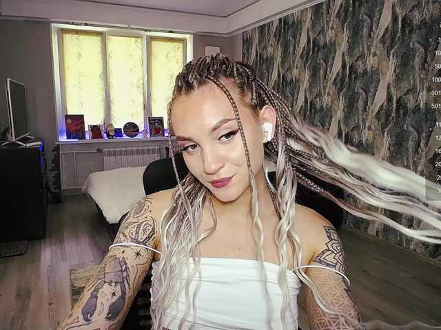 Live sex webcam photo for sweetiekittie #291480699