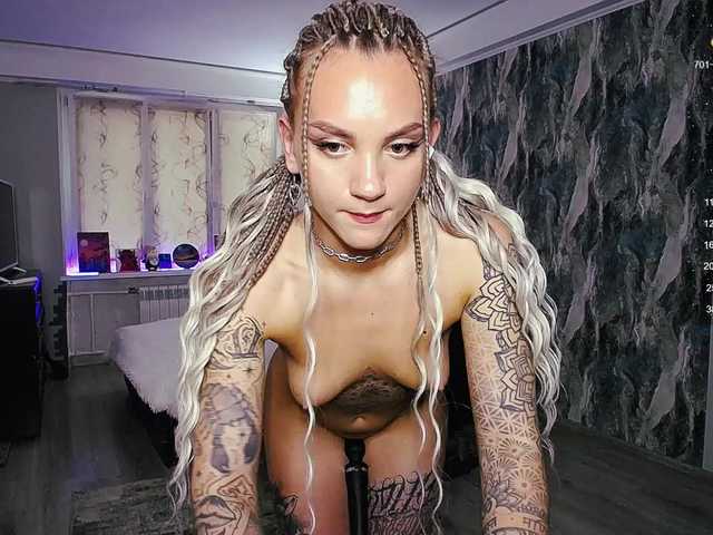 Live sex webcam photo for sweetiekittie #291482852