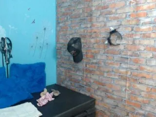 Live sex webcam photo for sweetjulieth #163145760