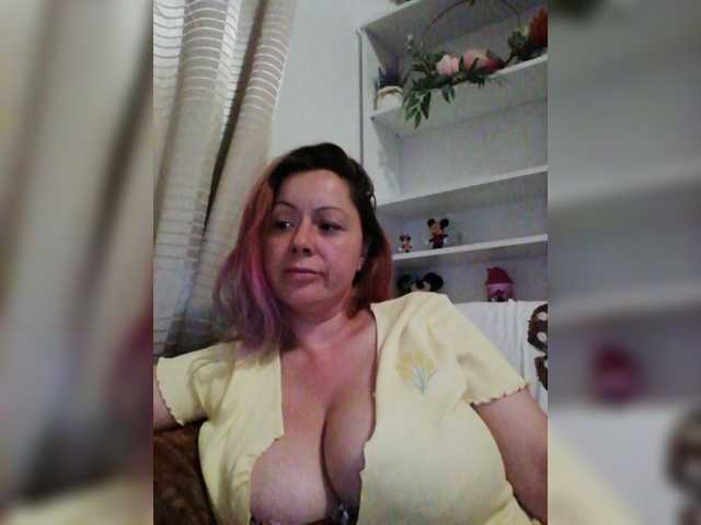 Live sex webcam photo for sweetkyssy #274358776