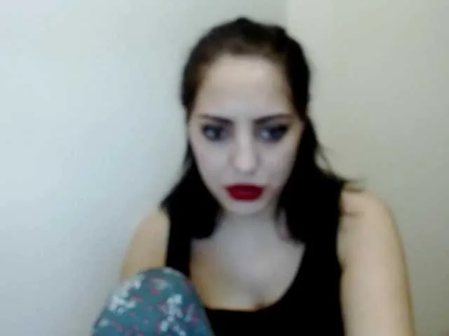 Live sex webcam photo for sweetlexy69 #271923193