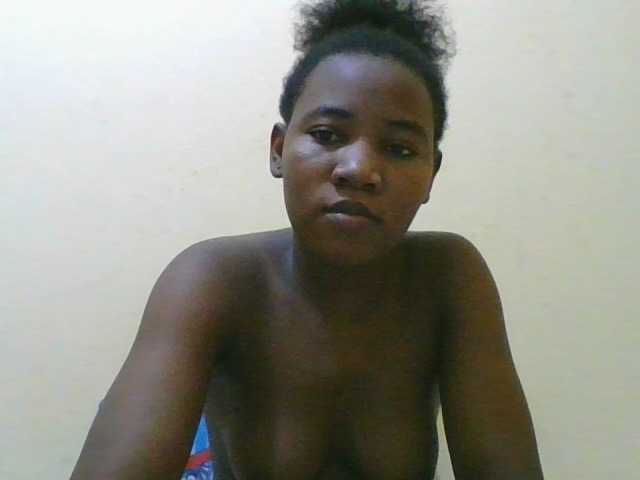 Live sex webcam photo for sweetresia #276691069