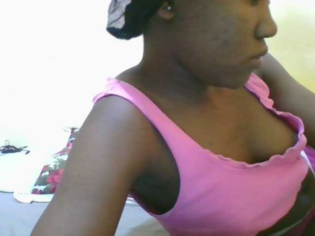 Live sex webcam photo for sweetresia #276737290