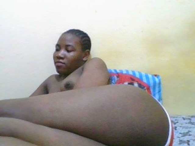 Live sex webcam photo for sweetresia #276907881