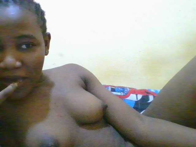 Live sex webcam photo for sweetresia #276922859