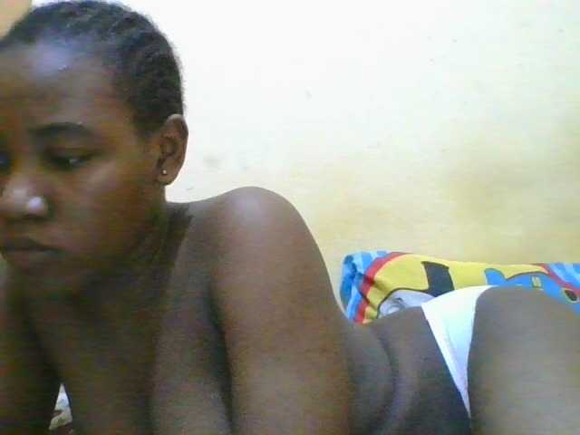 Live sex webcam photo for sweetresia #276949080