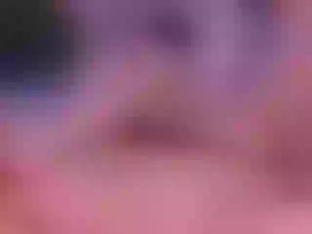 Live sex webcam photo for sweetroom77 #273011448
