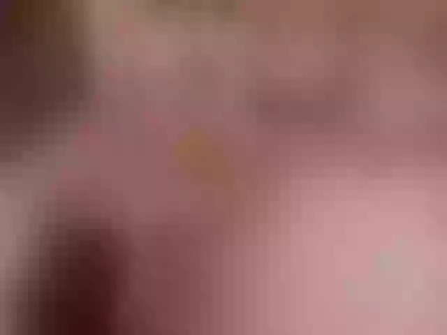 Live sex webcam photo for sweetroom77 #273424110