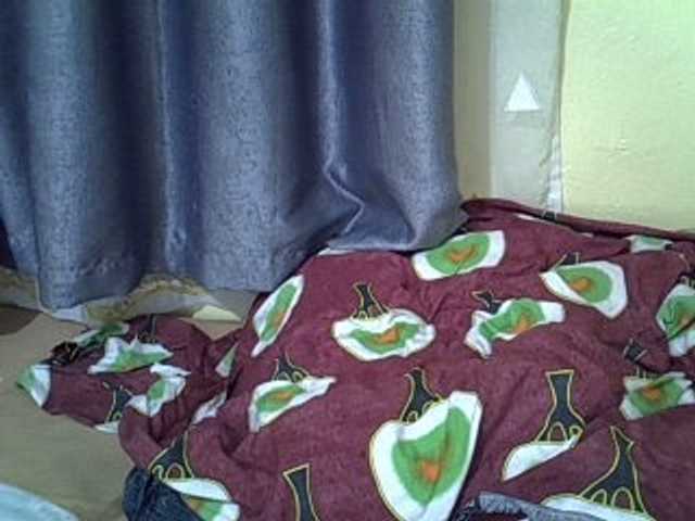 Live sex webcam photo for sweetsex02 #275998893