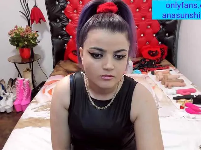 Live sex webcam photo for sweetslaveank #273247280
