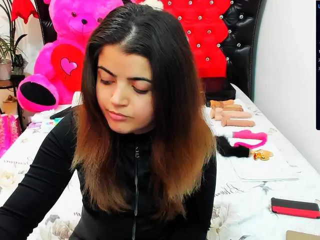 Live sex webcam photo for sweetslaveank #275613106